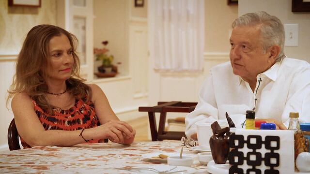 AMLO y Beatriz Gutiérrez.