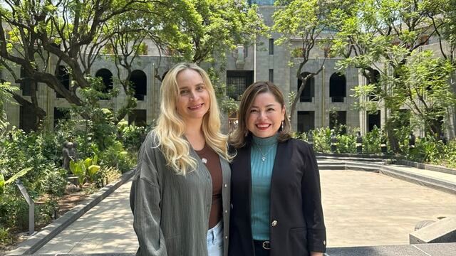 Susana Cueto presenta a Esthela Silva como representante de Presidentasmx Nuevo León