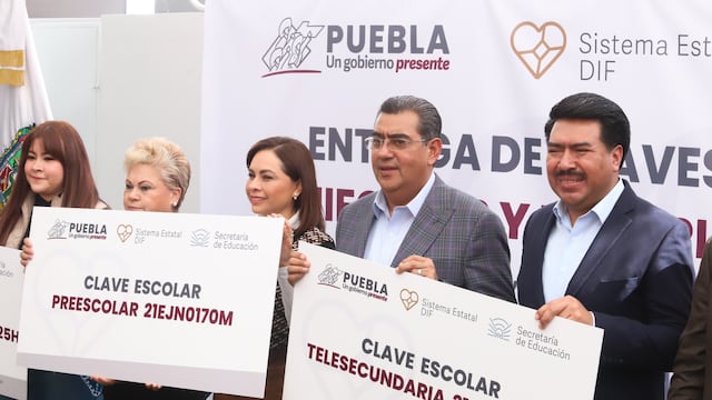 Gobierno de Puebla garantiza acceso a la educación