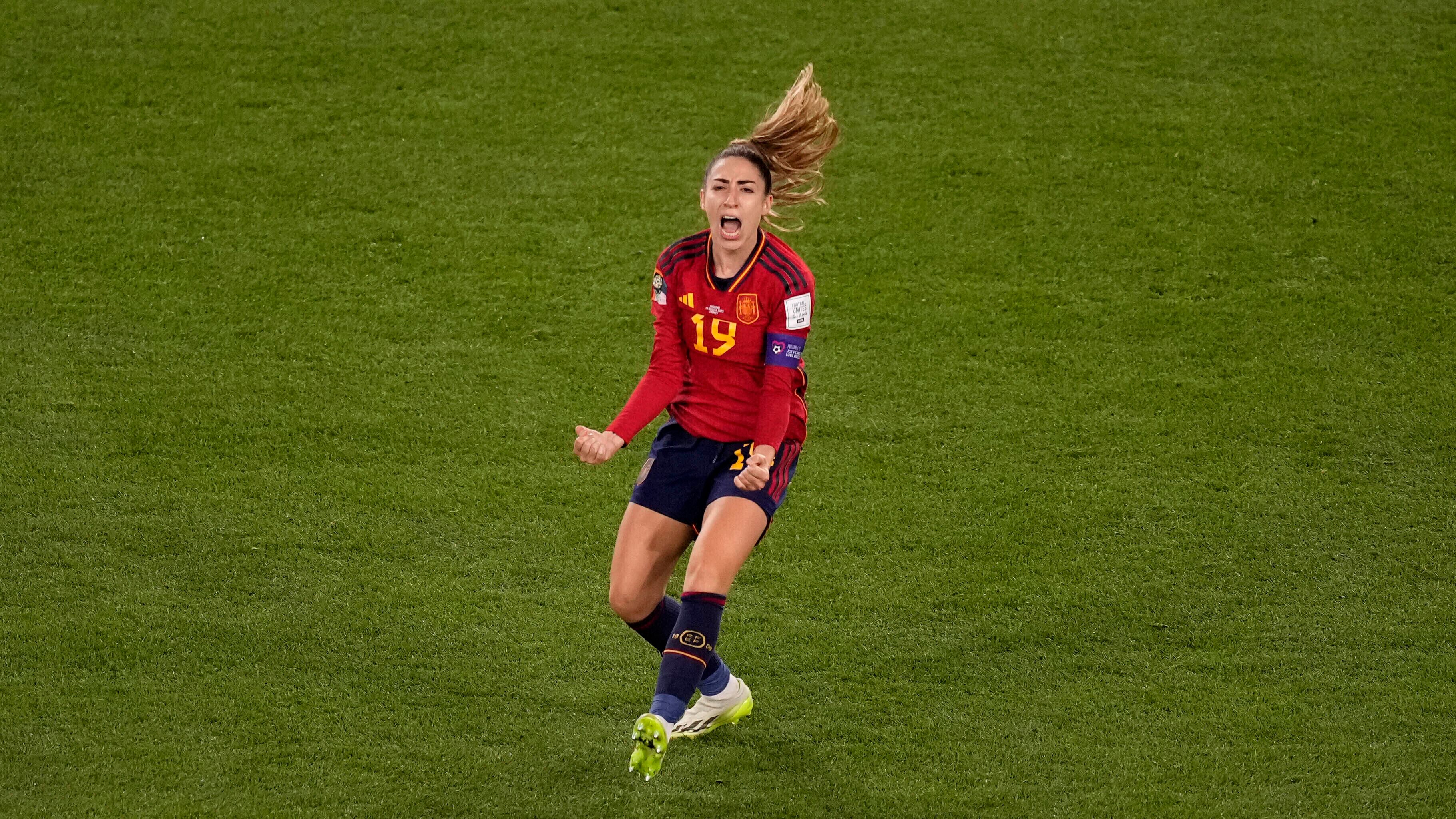Muere el padre de Olga Carmona, jugadora que dio el titulo a España en Mundial Femenil; no supo hasta que terminó la final