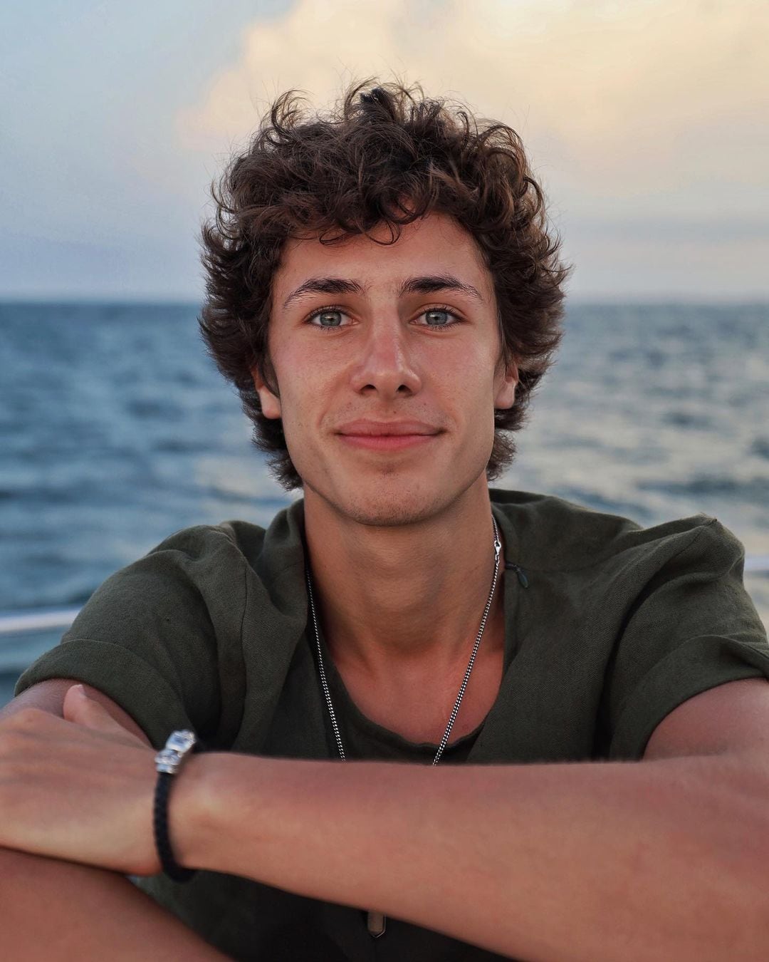 Juanpa Zurita, influencer y juez en Quién es la Máscara.