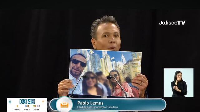 Pablo Lemus expuso foto de Claudia Delgadillo en Dubái