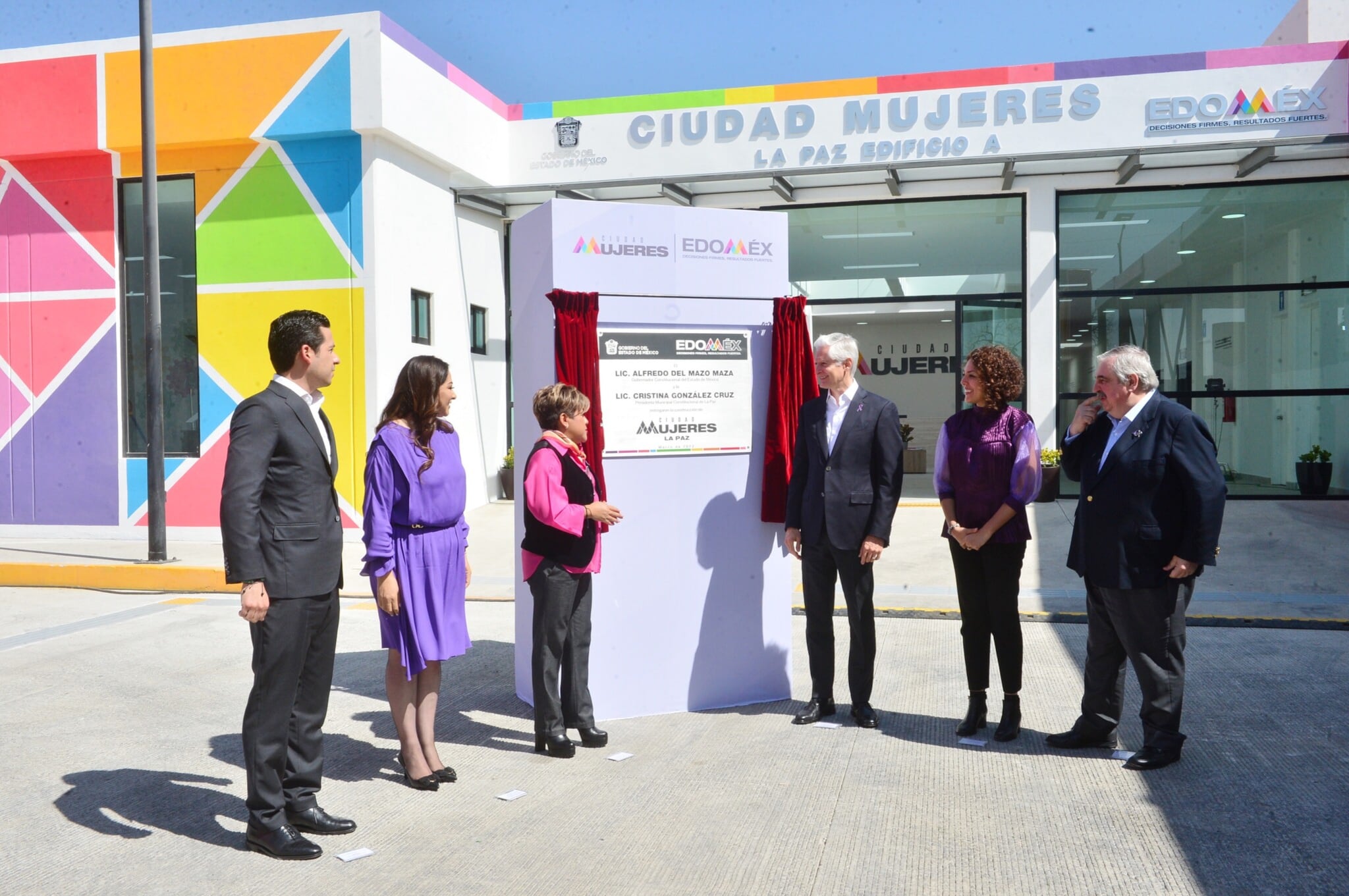 Alfredo Del Mazo inaugura Ciudad de Mujeres en La Paz