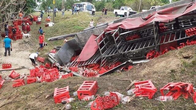 Los pobladores se llevaron casi toda la mercancía