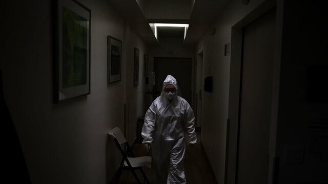 Enfermera en área Covid-19