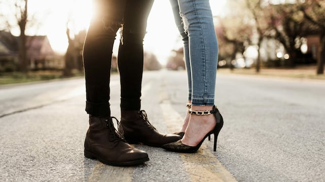 ¿Qué pasa si le regalas zapatos a tu pareja? Una teoría advierte lo terrible que es hacerlo