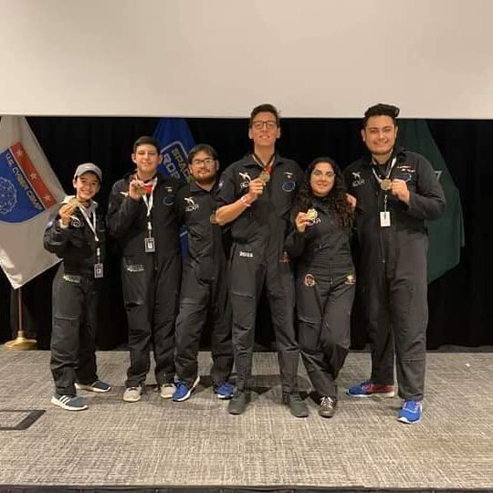 Xóchitl Silvestre Gutiérrez y el resto de ganadores