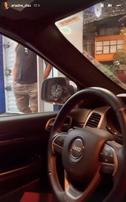 Roban espejos del automóvil de Ariadne Díaz y Marcus Ornellas