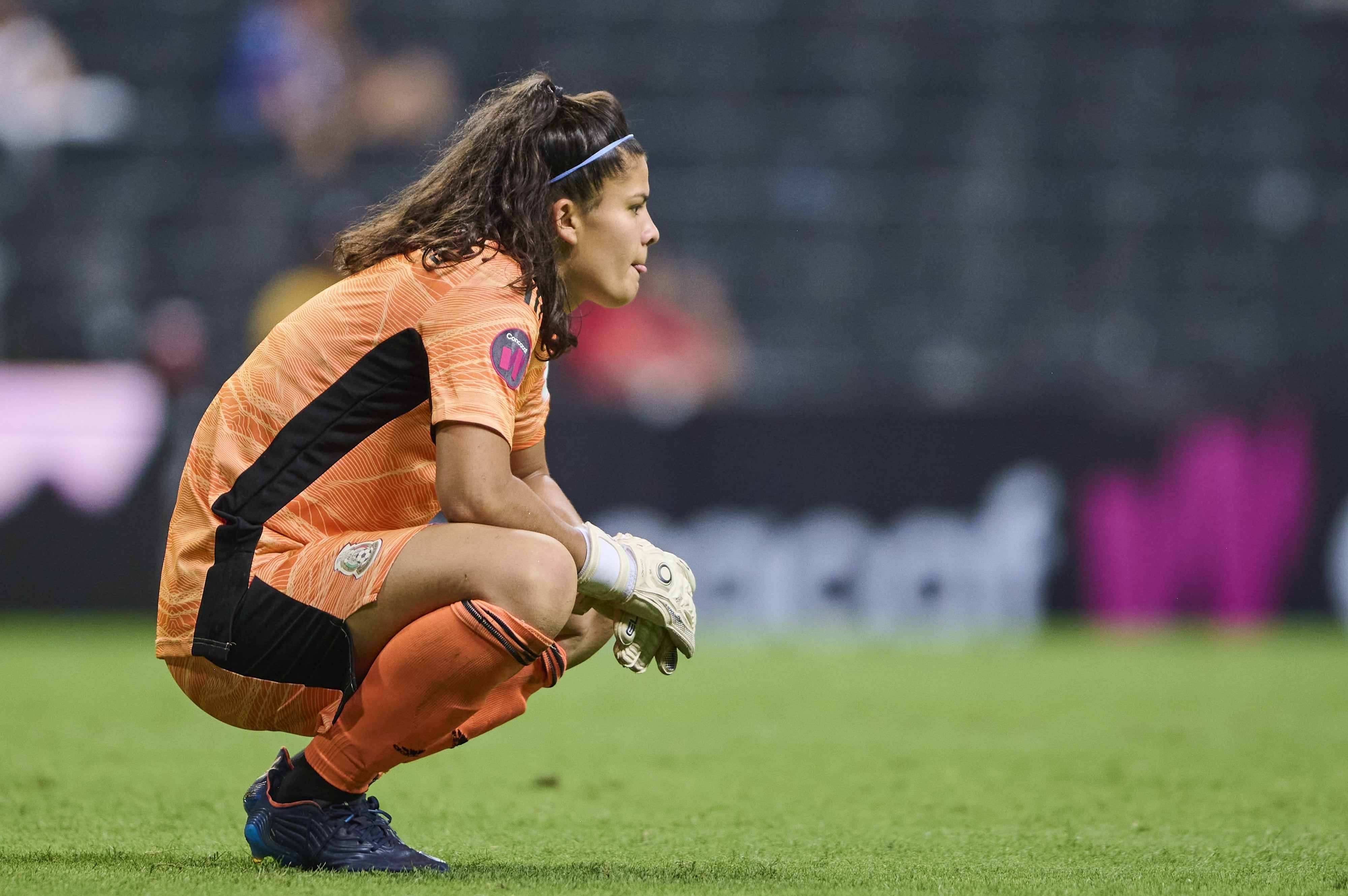 Emily Alvarado, portera mexicana.