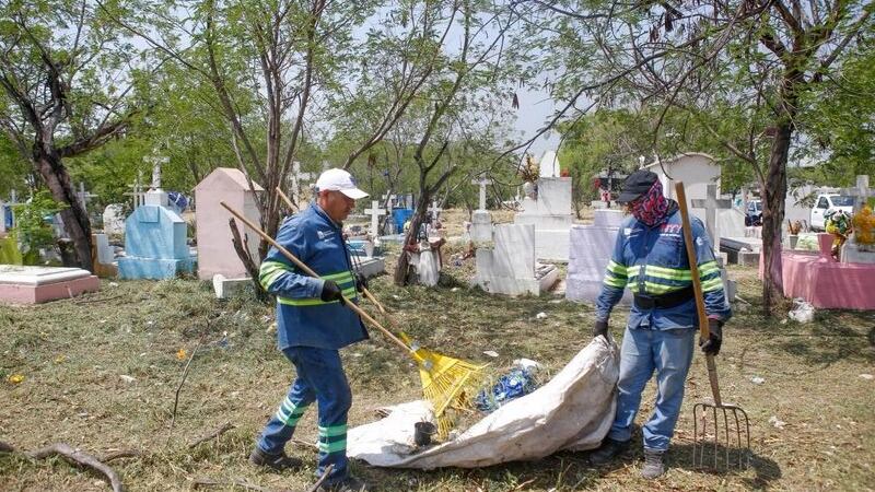 Monterrey refuerza limpieza y seguridad en panteones municipales