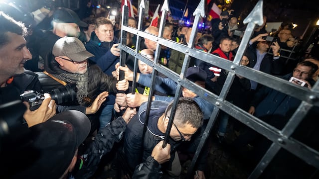 Polonia enfrenta una grave crisis institucional por el enfrentamiento entre Donald Tusk y Karol Nawrocki