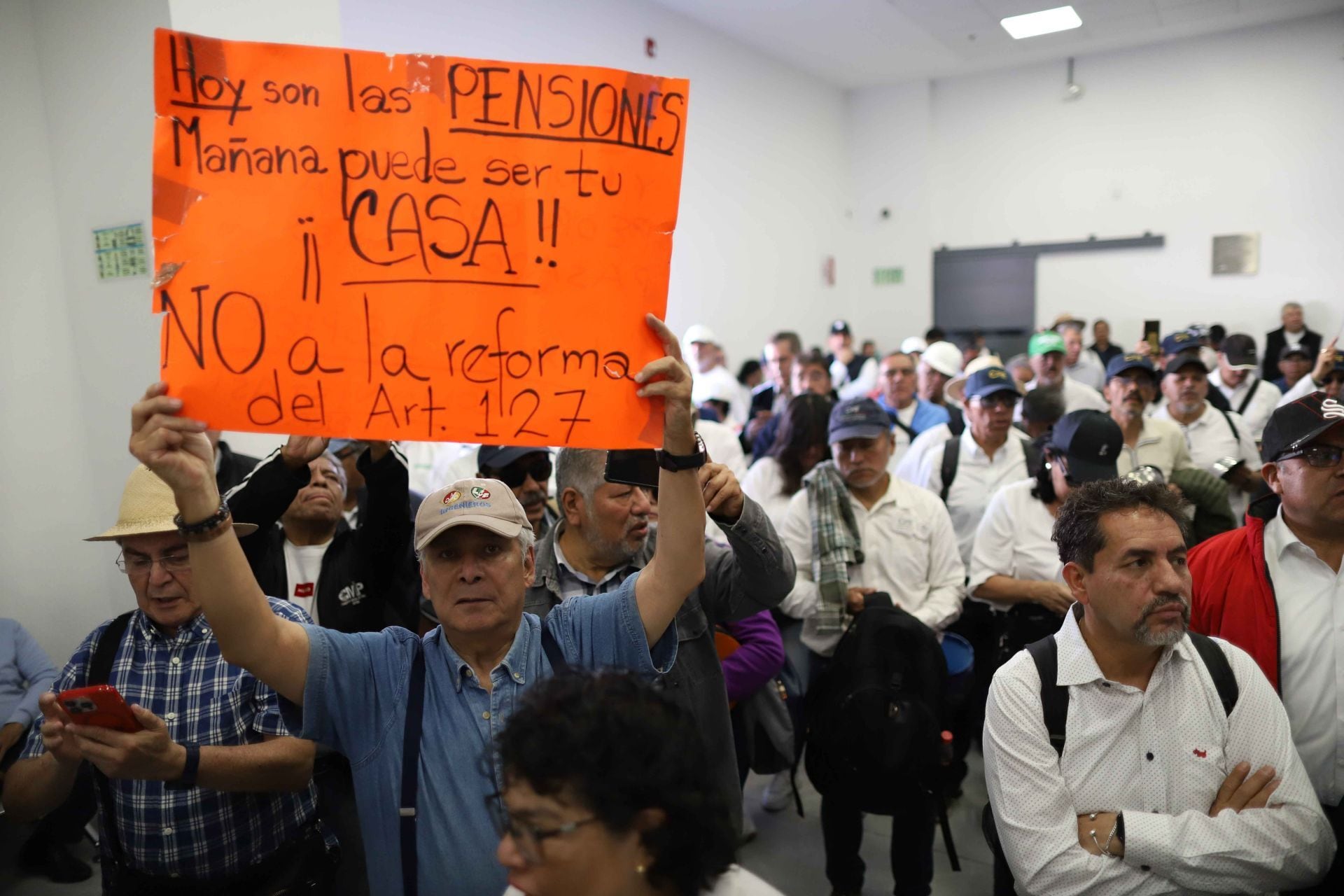 Portazo de jubilados en la Cámara de Diputados