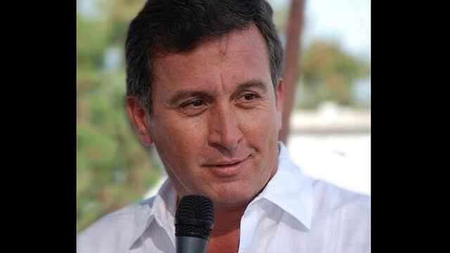 Oscar Luebbert Gutiérrez. Sospechas.