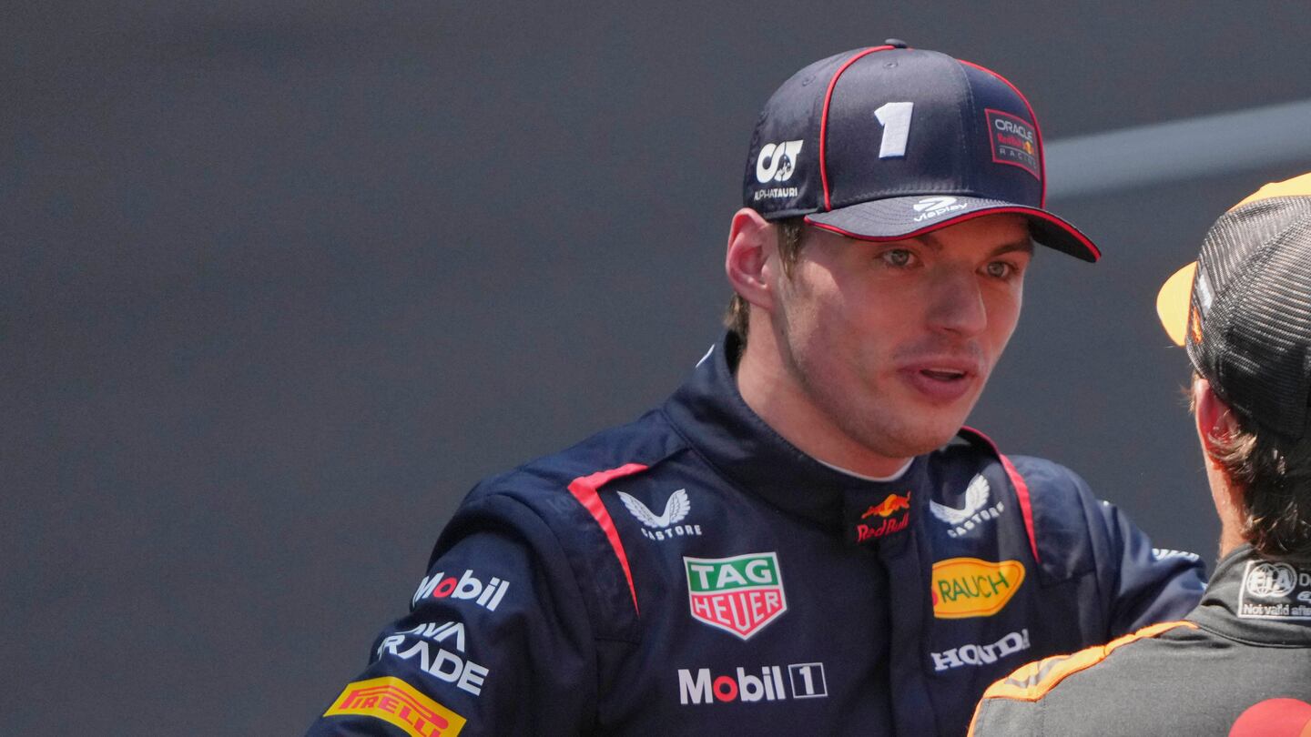 Quiere a Checo Pérez de regreso? Max Verstappen dice que Liam Lawson  tendría que dejar Red Bull