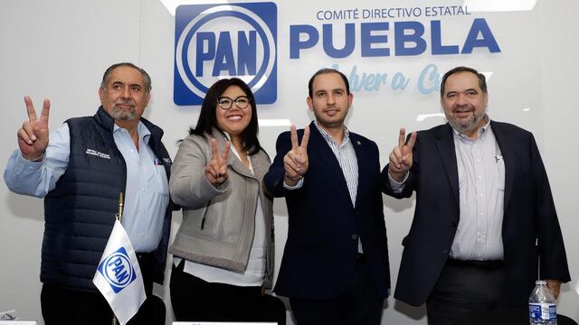 Marko Cortés, dirigente nacional del PAN y panistas de Puebla