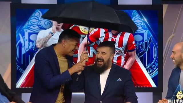 Jared Borgetti se burla de Álvaro Morales