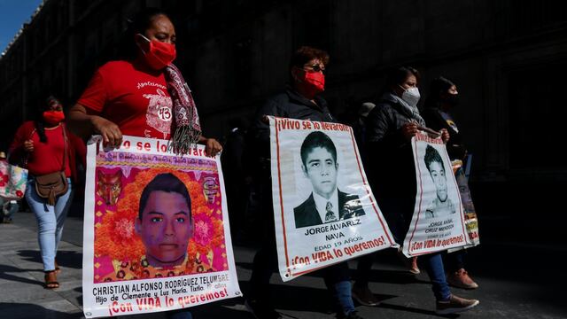 Madres de los normalistas.