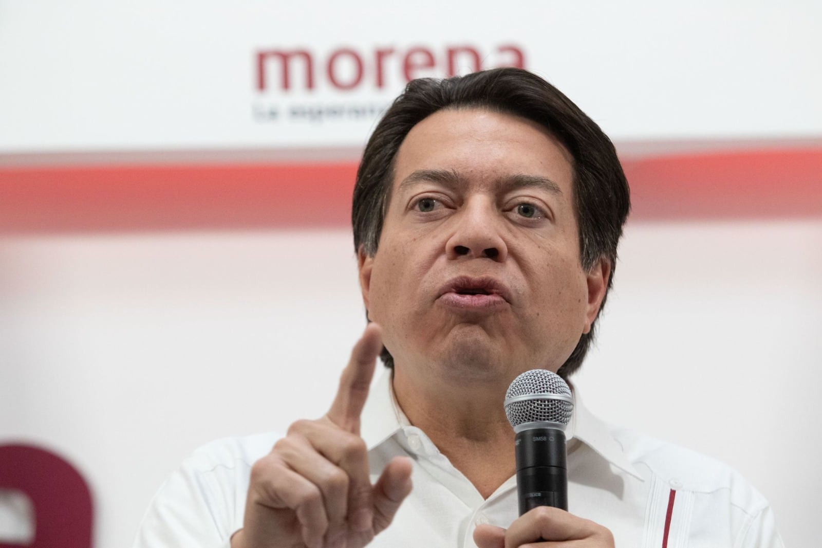 AMLO cumple su palabra y la venta del avión presidencial es una prueba, afirma Mario Delgado