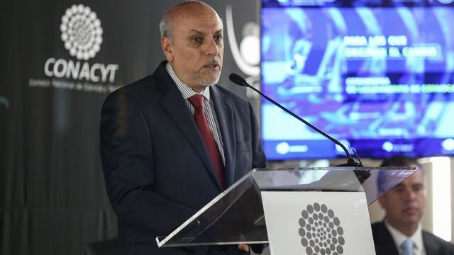 Enrique Cabrero Mendoza, director del Conacyt en el sexenio de Enrique Peña Nieto