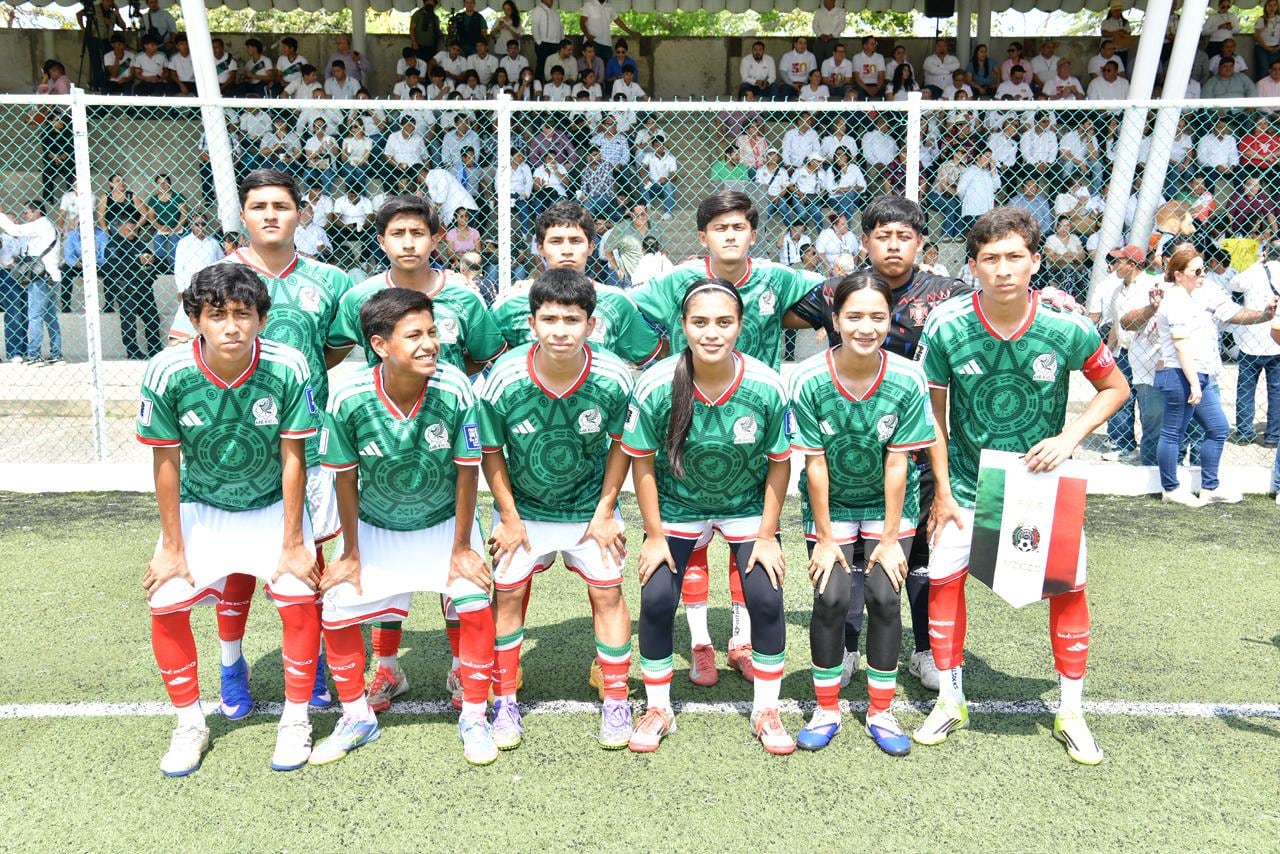 Tabasco arranca “El Mundial va a tu Escuela” para fomentar paz y comunidad.