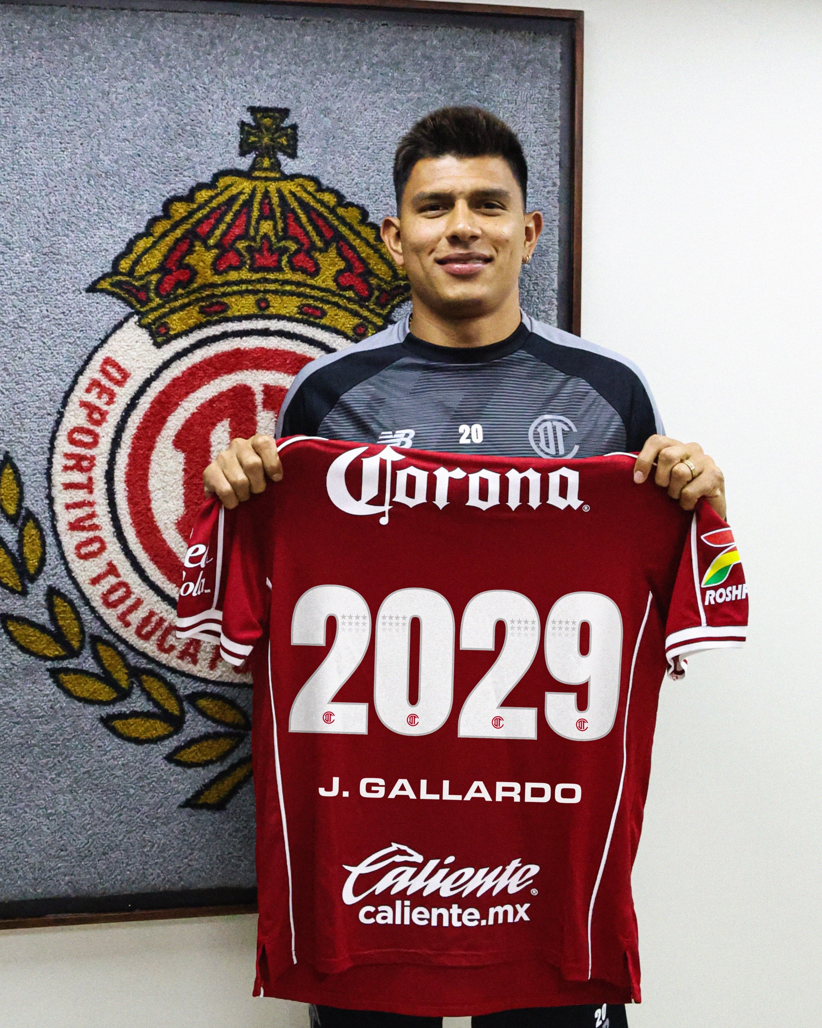 Jesús Gallardo extendió su contrato con Toluca por tres años más
