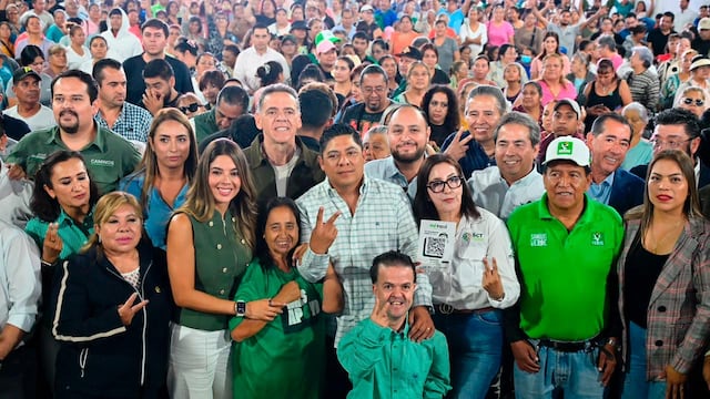 Ricardo Gallardo entrega obra vial que mejorará movilidad de más de 200 mil usuarios.
