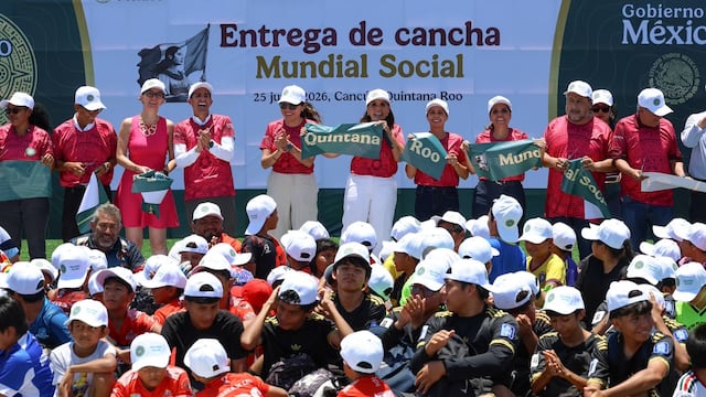 Ana Paty Peralta y Mara Lezama inauguraron 46 canchas de futbol del programa Mundial Social Quintana Roo, como parte del legado de la Copa Mundial 2026.