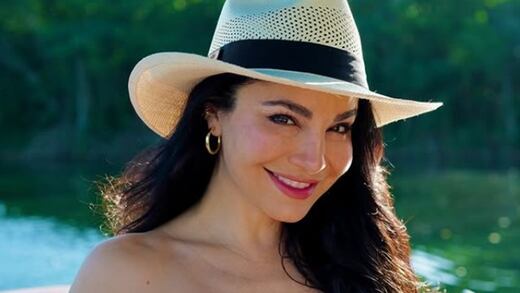 Martha Higareda pasó de la funa a ser “ejemplo de una maternidad deseada”, según sus seguidores