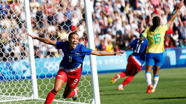 Swanson anota en la final de París 2024