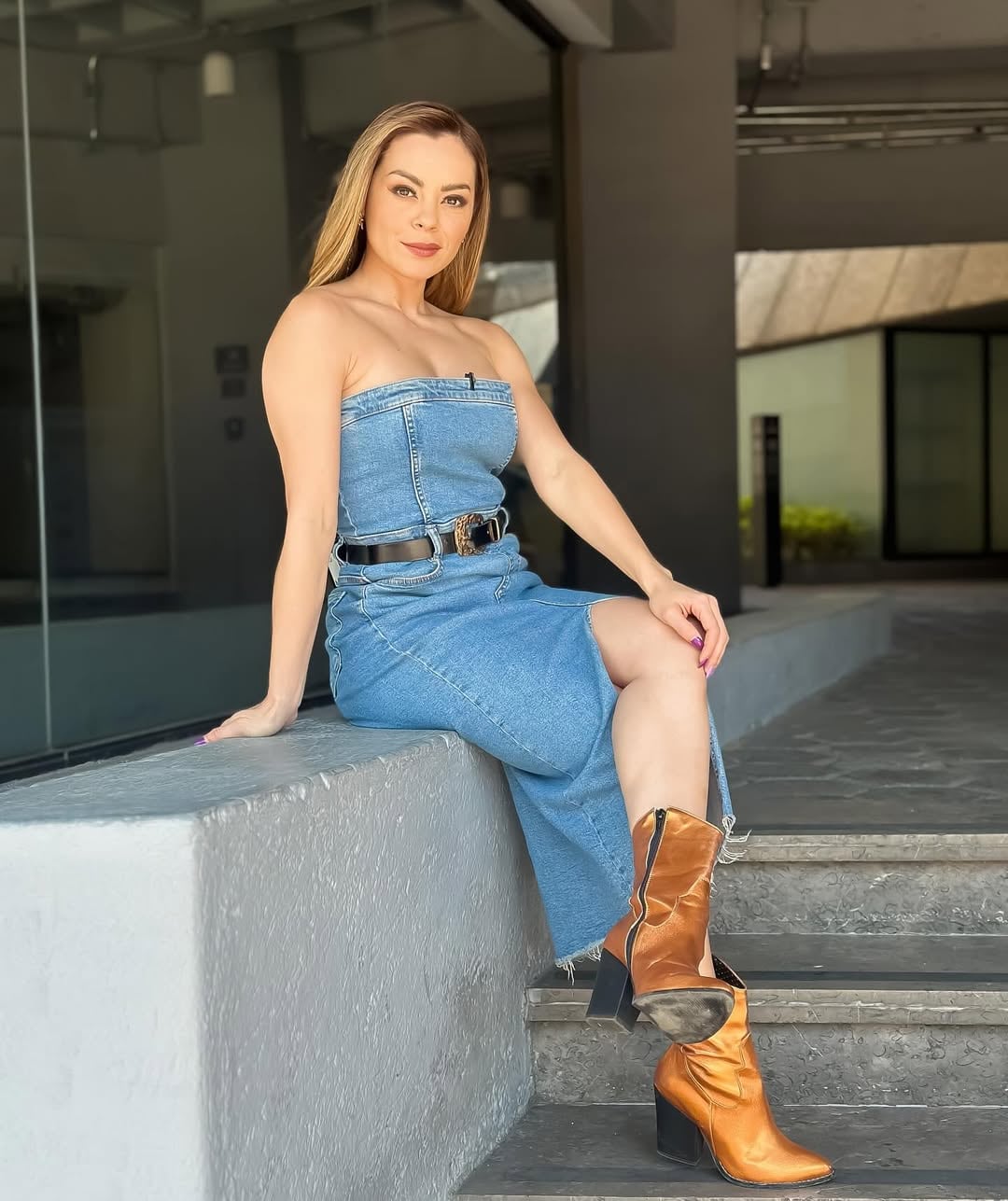 Gaby Ramírez, conductora.