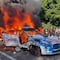 Protestas en Los Ángeles de migrantes mexicanos hoy 8 de junio: Manifestantes incendian coches; tropas de la Guardia Nacional inician operativo; gobernador de California exige a Donald Trump retirarlas; respuesta de Claudia Sheinbaum y más