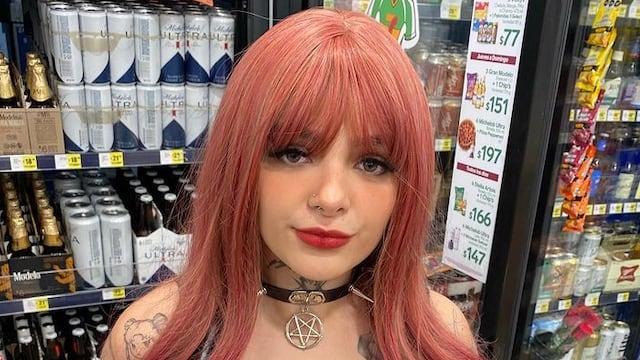 Karely Ruiz, modelo.