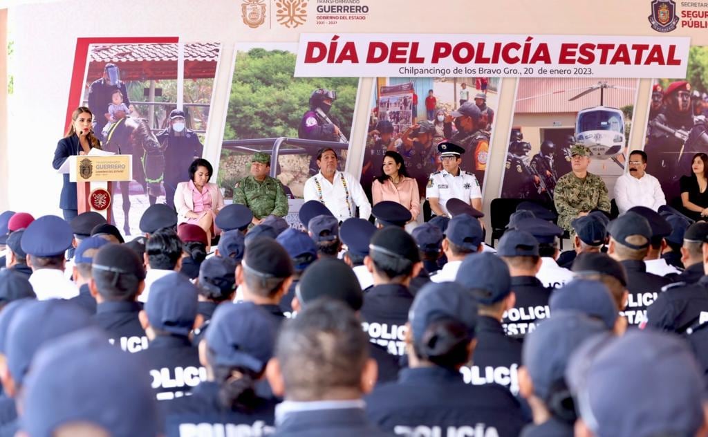 Evelyn Salgado reconoce a la policía de Guerrero