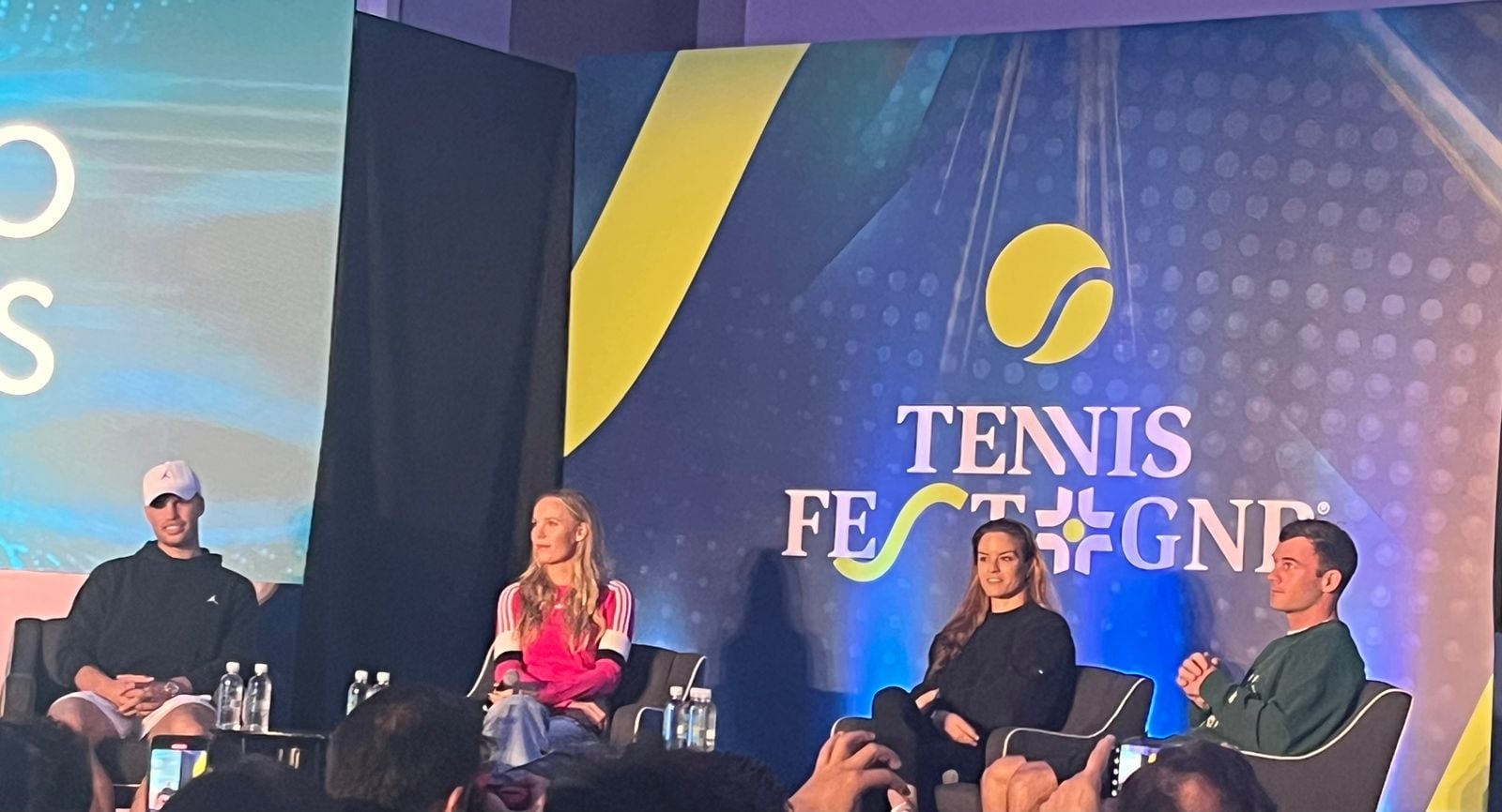 Carlos Alcaraz, Caroline Wozniacki, Maria Sakkari y Tomy Paul en la CDMX