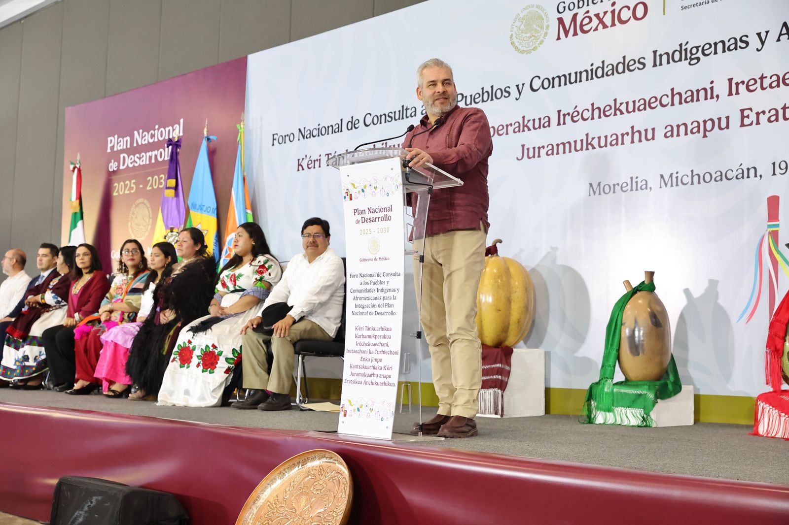 Alfredo Ramírez Bedolla inaugura el Foro Nacional de Consulta a los Pueblos y Comunidades Indígenas y Afromexicanas.