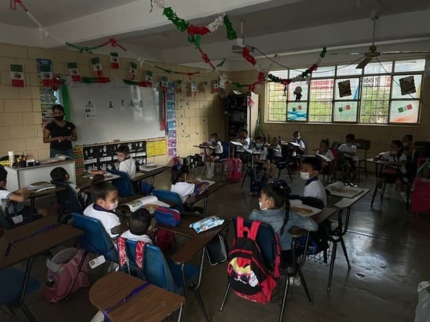 Escuela Margarita Salinas de Gortari en San Bernabé, Nuevo León