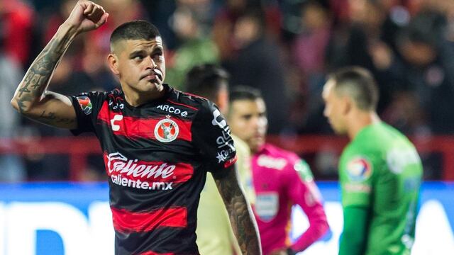 Bou celebrando el gol que marcó ante las Águilas