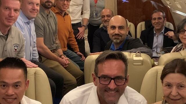 Liberan a estadounidenses detenidos en Irán