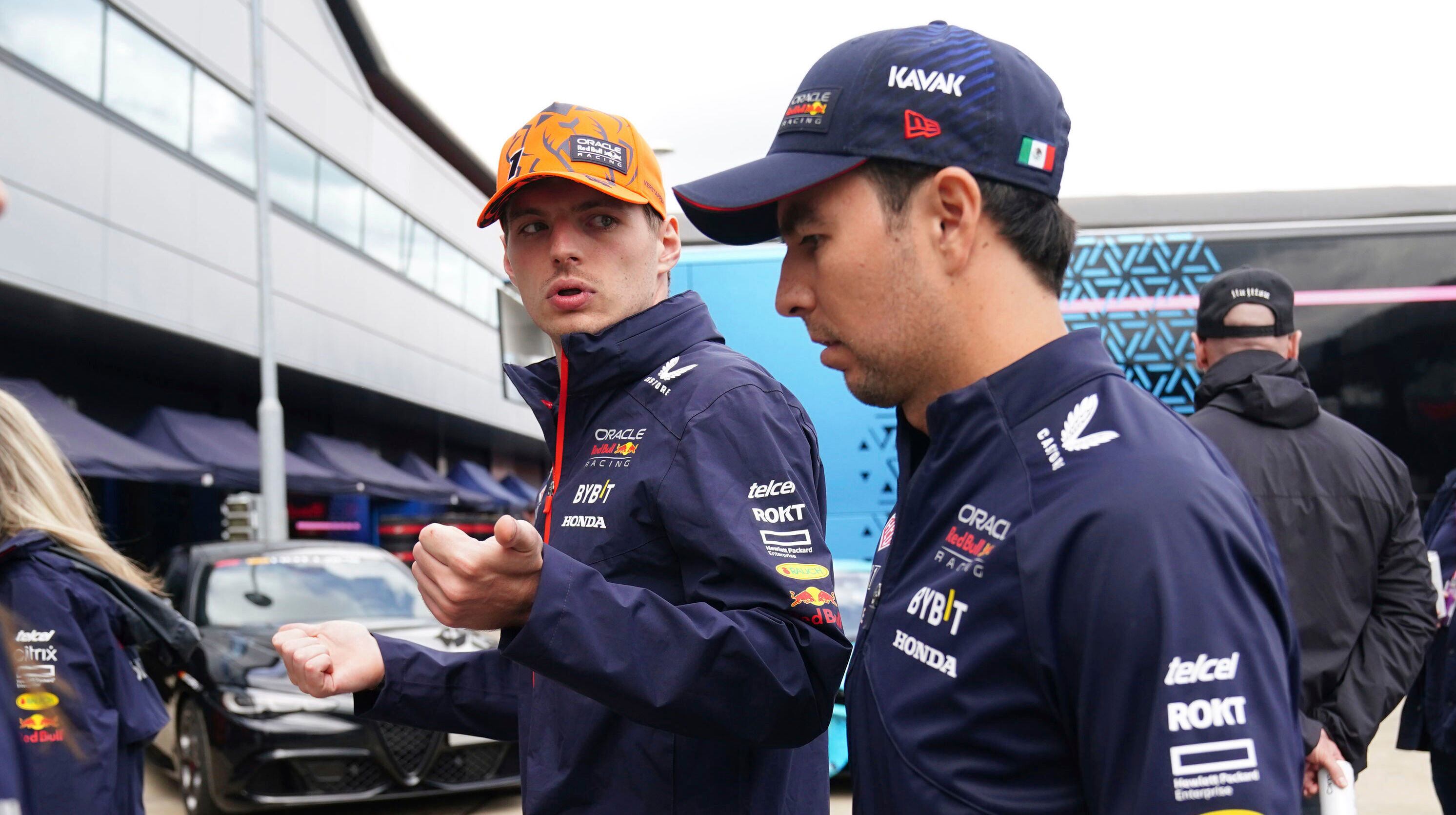 Max Verstappen y Checo Pérez