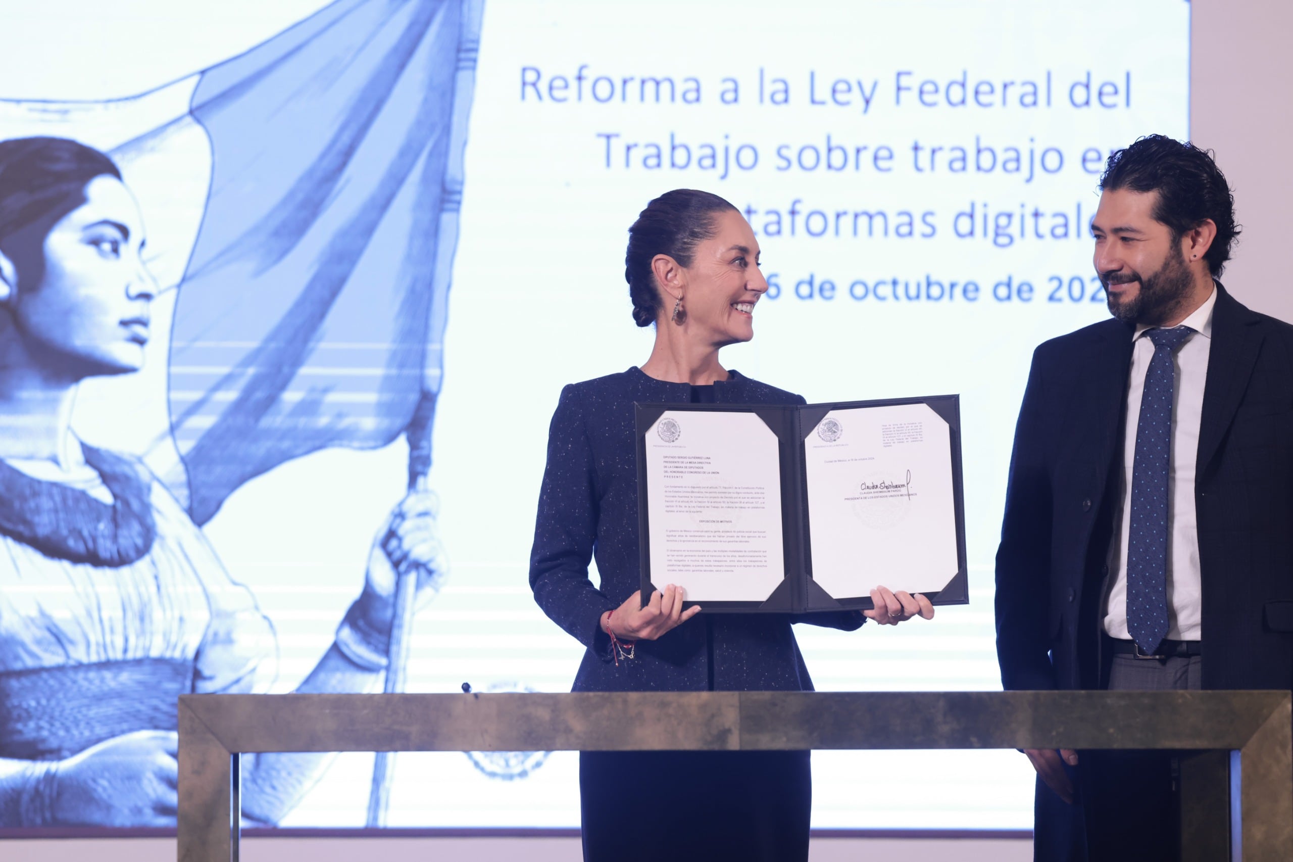 Claudia Sheinbaum iniciativa de reforma para repartidores de app