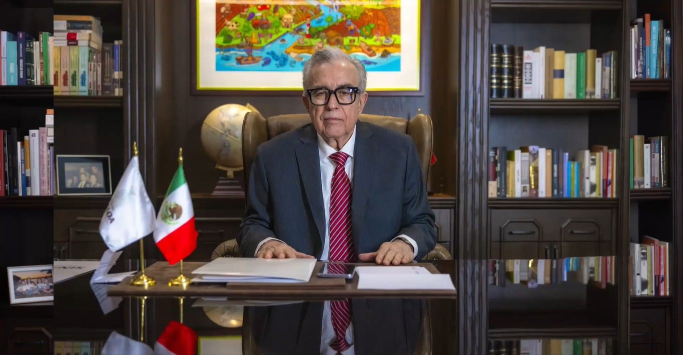 “Aquí estoy”: Rubén Rocha responde a críticas tras regresar como gobernador de Sinaloa