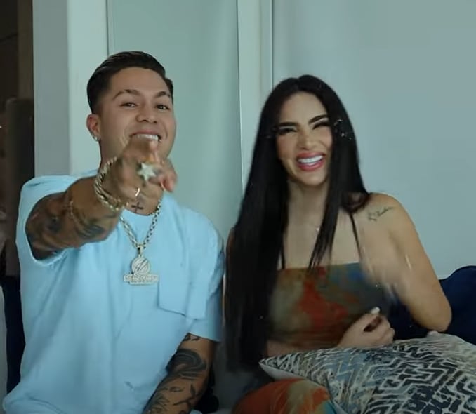 Juan de Dios Pantoja y Kimberly Loaiza