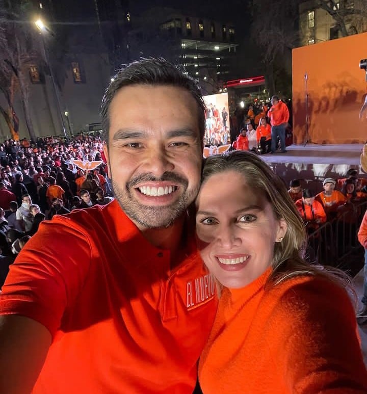 Jorge Álvarez Máynez, Minés de la Fuente