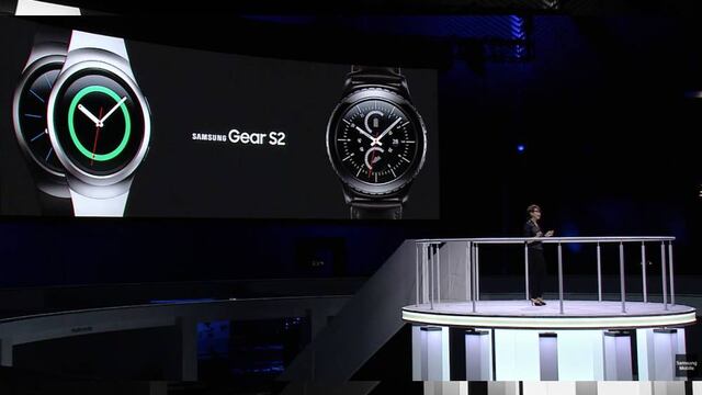 Samsung muestra su nuevo reloj Gear S2 en IFA 2015