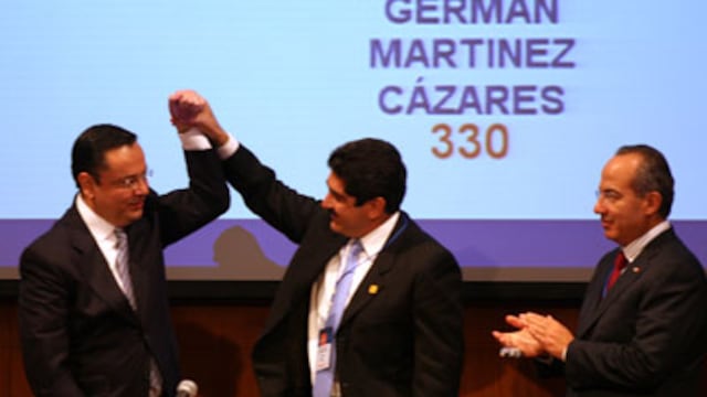 Ya le había regalado AMLO el cargo de senador a uno de los operadores del fraude de 2006, ¿valía la pena además hacerlo director del IMSS?