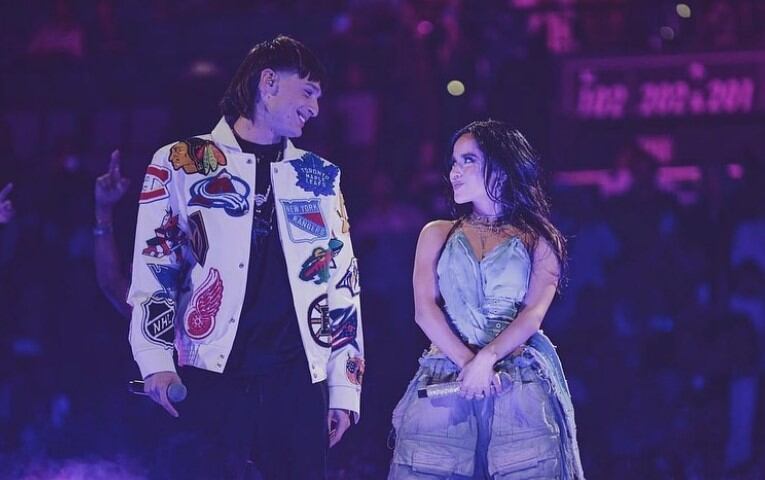 Becky G y Peso Pluma