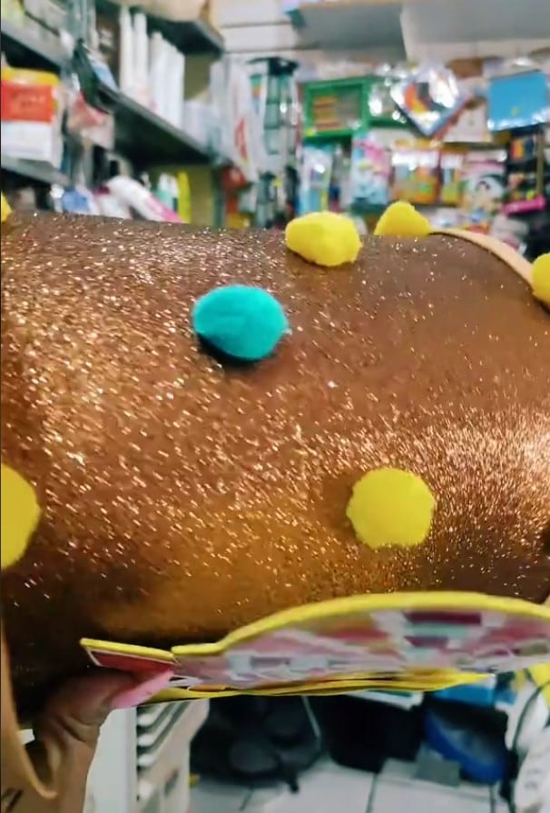 Sombrero loco de Labubu