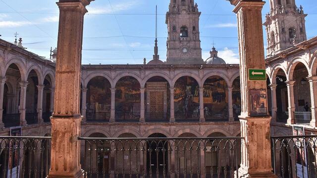 Michoacán y su historia se puede conocer a través de los murales de Alfredo Zalce