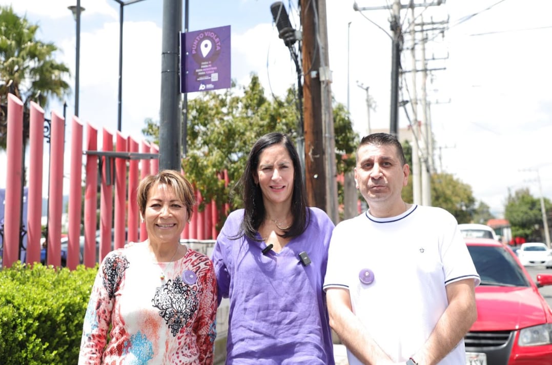 Lía Limón aumenta puntos violeta