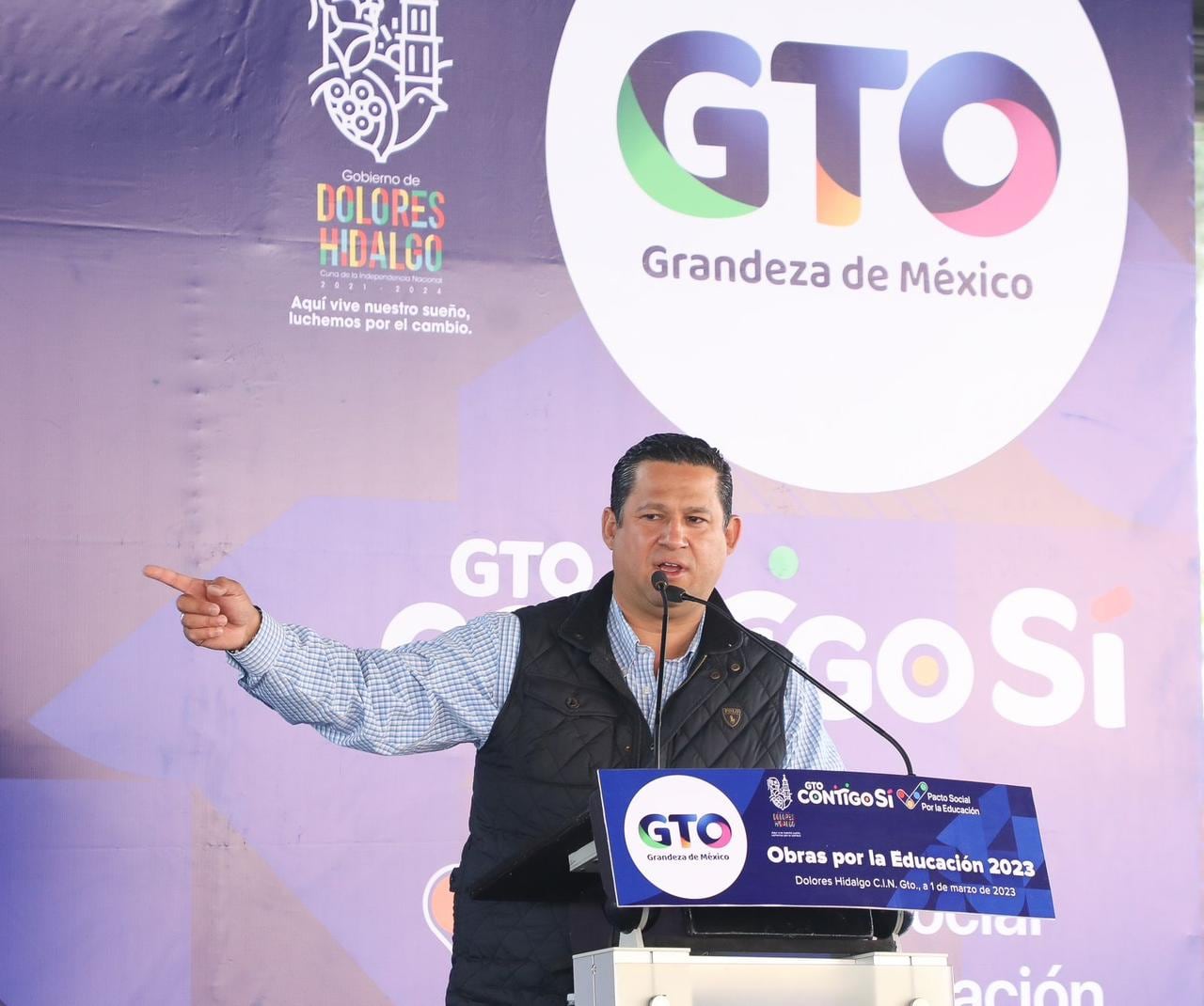 Diego Sinhue Rodríguez anuncia inversión en Guanajuato de mil 54 mdp para educación.